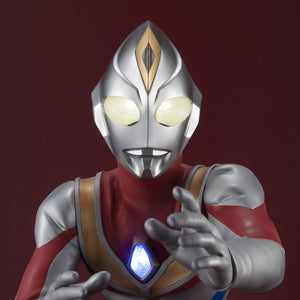 Ultimate Article: Ultraman Dyna (Flash Type)