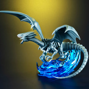 MONSTERS CHRONICLE: Yu-Gi-Oh! Duel Monsters - Blue Eyes White Dragon