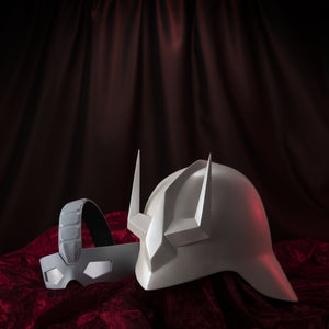 Full Scale Works: Mobile Suit Gundam - Char Aznable's Stahlhelm (Resale)