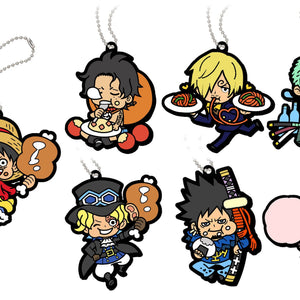 Nom Nom ONE PIECE Yummy things are yummy!