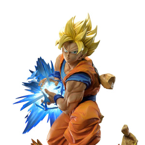 Prime 1 Studio x MegaHouse Mega Premium Collectible: Dragon Ball Z - Son Goku (Super Saiyan)