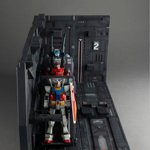 Realistic Model Series: Mobile Suit Gundam 1/144 Scale HGUC Series White Base Catapult Deck (Renewal Edition)