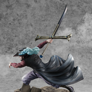 Portrait.Of.Pirates: ONE PIECE "NEO-MAXIMUM” - Dracule "Hawk Eyes" Mihawk