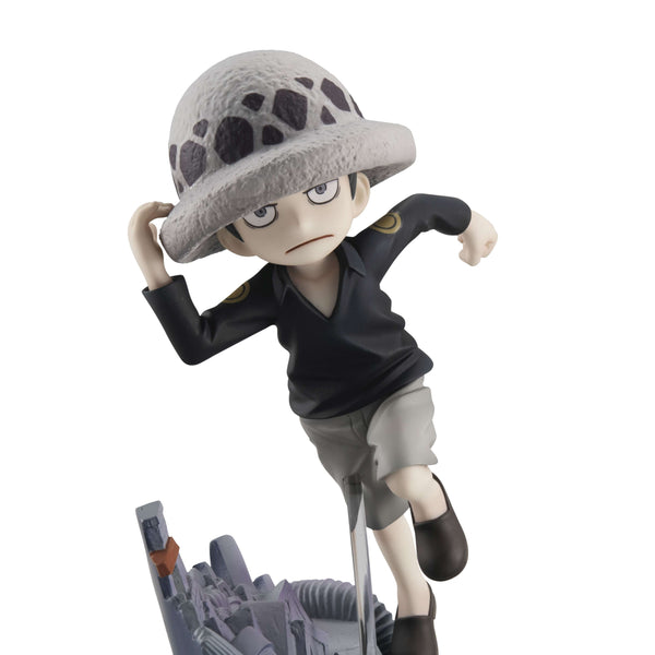 G E M Series One Piece Trafalgar Law Run Run Run Megahobby