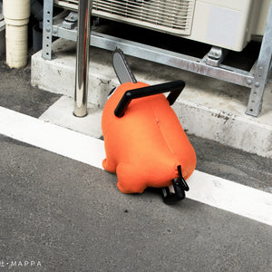 LIFE SIZE DOLL: Chainsaw Man - Pochita