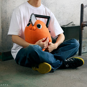 LIFE SIZE DOLL: Chainsaw Man - Pochita