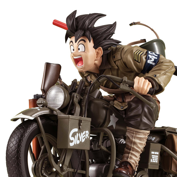 DESKTOP REAL McCOY EX: Dragon Ball Z - Son Goku & Motorbike