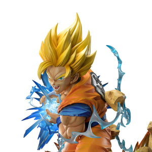 Prime 1 Studio x MegaHouse Mega Premium Collectible: Dragon Ball Z - Son Goku (Super Saiyan) DX Ver.