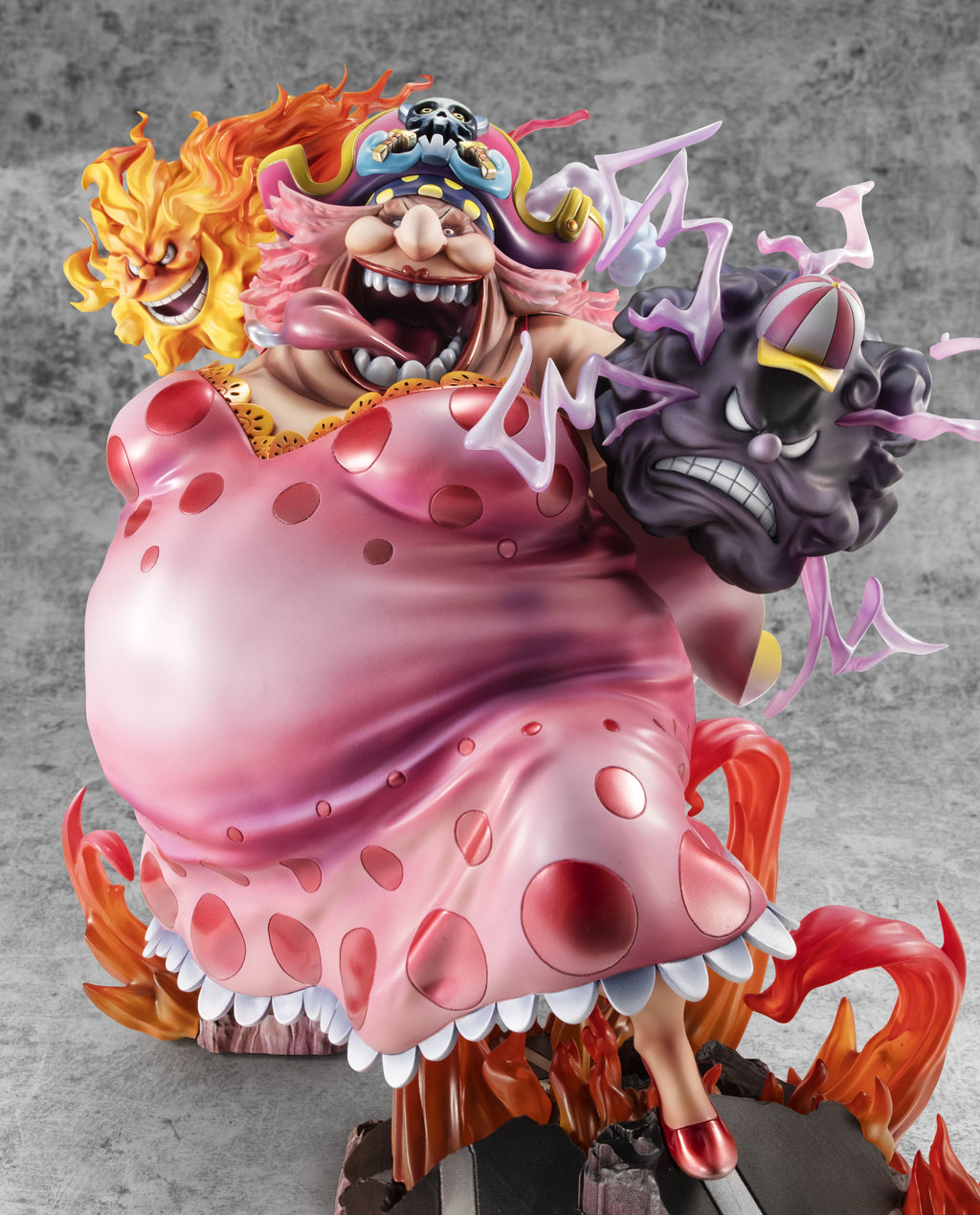 Megahouse One piece PVC P.O.PGreat Pirate Big Mom Charlotte Linlin 36 cm figure Megahouse One piece PVC P.O.PGreat Pirate Big Mom Charlotte Linlin 36 cm figure