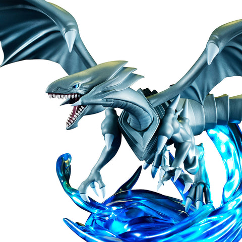 MONSTERS CHRONICLE: Yu-Gi-Oh! Duel Monsters - Blue Eyes White Dragon