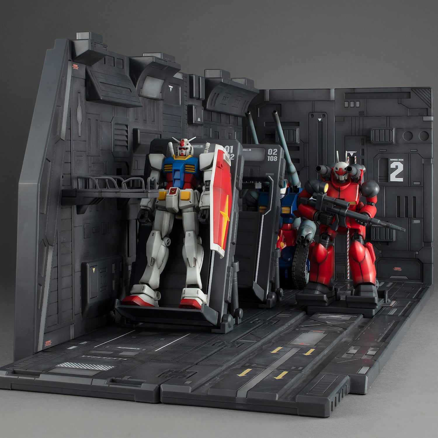 Realistic Model Series: Mobile Suit Gundam 1/144 Scale HGUC